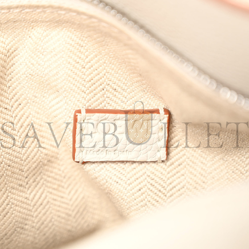 LOEWE CALFSKIN MINI PUZZLE BAG SOFT WHITE (18*12.5*8cm)