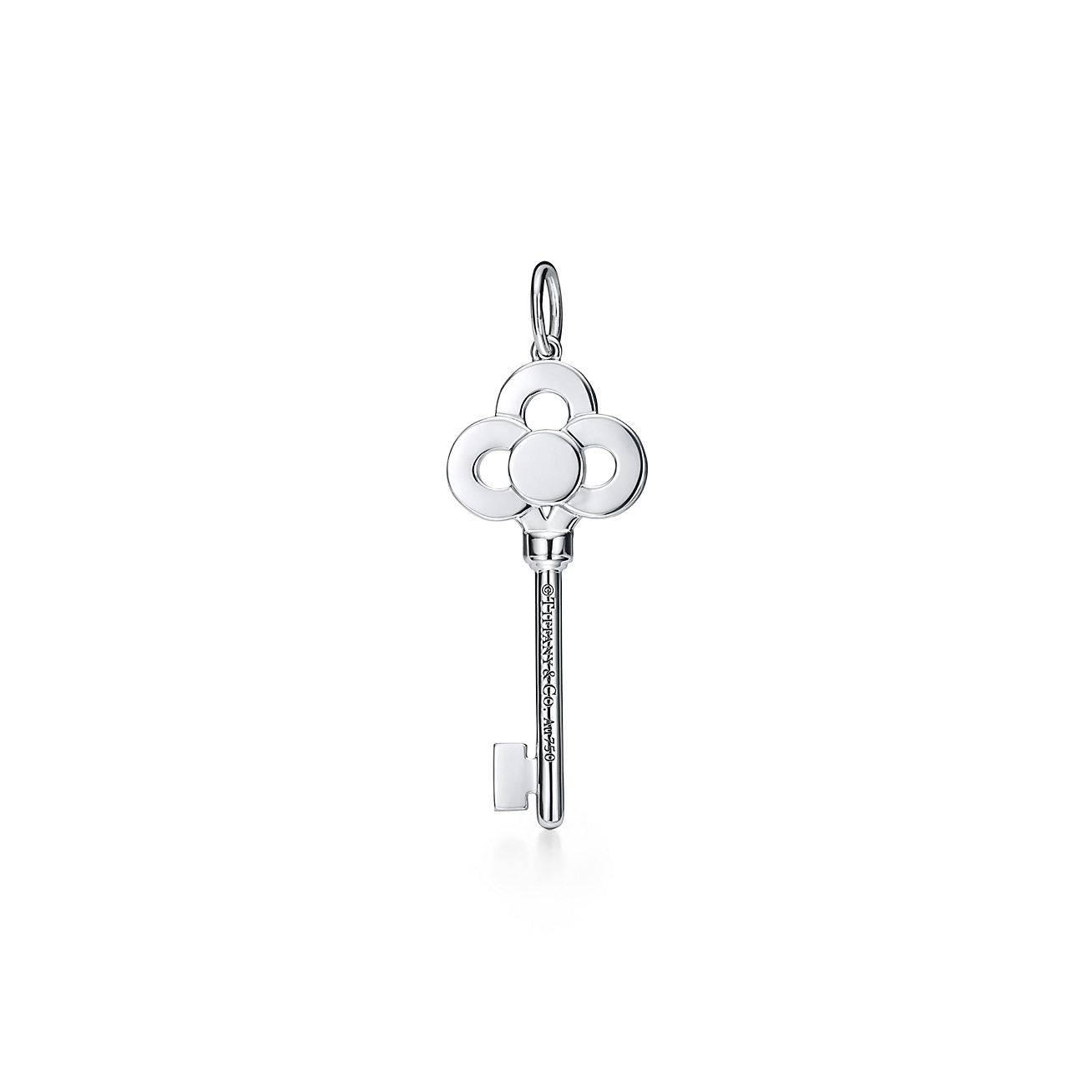 TIFFANY KEYS MINI CROWN KEY PENDANT IN 18K GOLD WITH DIAMONDS TIFFANY KEYS MINI CROWN KEY PENDANT IN 18K GOLD WITH DIAMONDS