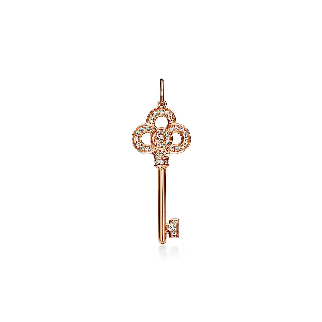 TIFFANY KEYS MINI CROWN KEY PENDANT IN 18K GOLD WITH DIAMONDS TIFFANY KEYS MINI CROWN KEY PENDANT IN 18K GOLD WITH DIAMONDS